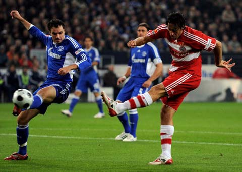 洛里用他的 洛里用他的